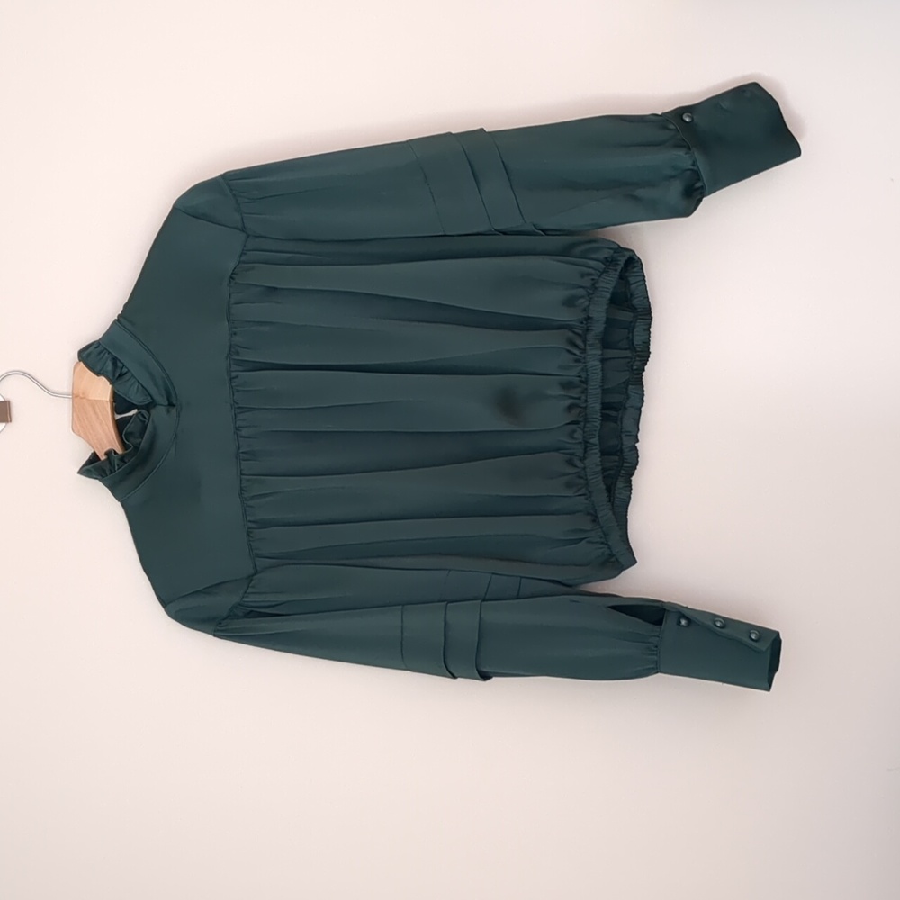 Barreli size 8 green satin blouse.